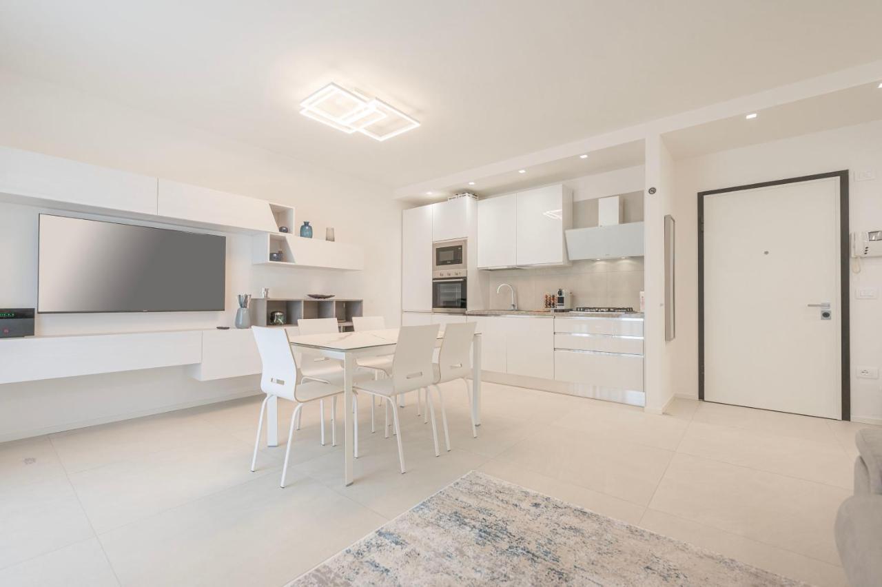Residence Luxury Elisabeth Con Posto Spiaggia Incluso Caorle Exterior photo