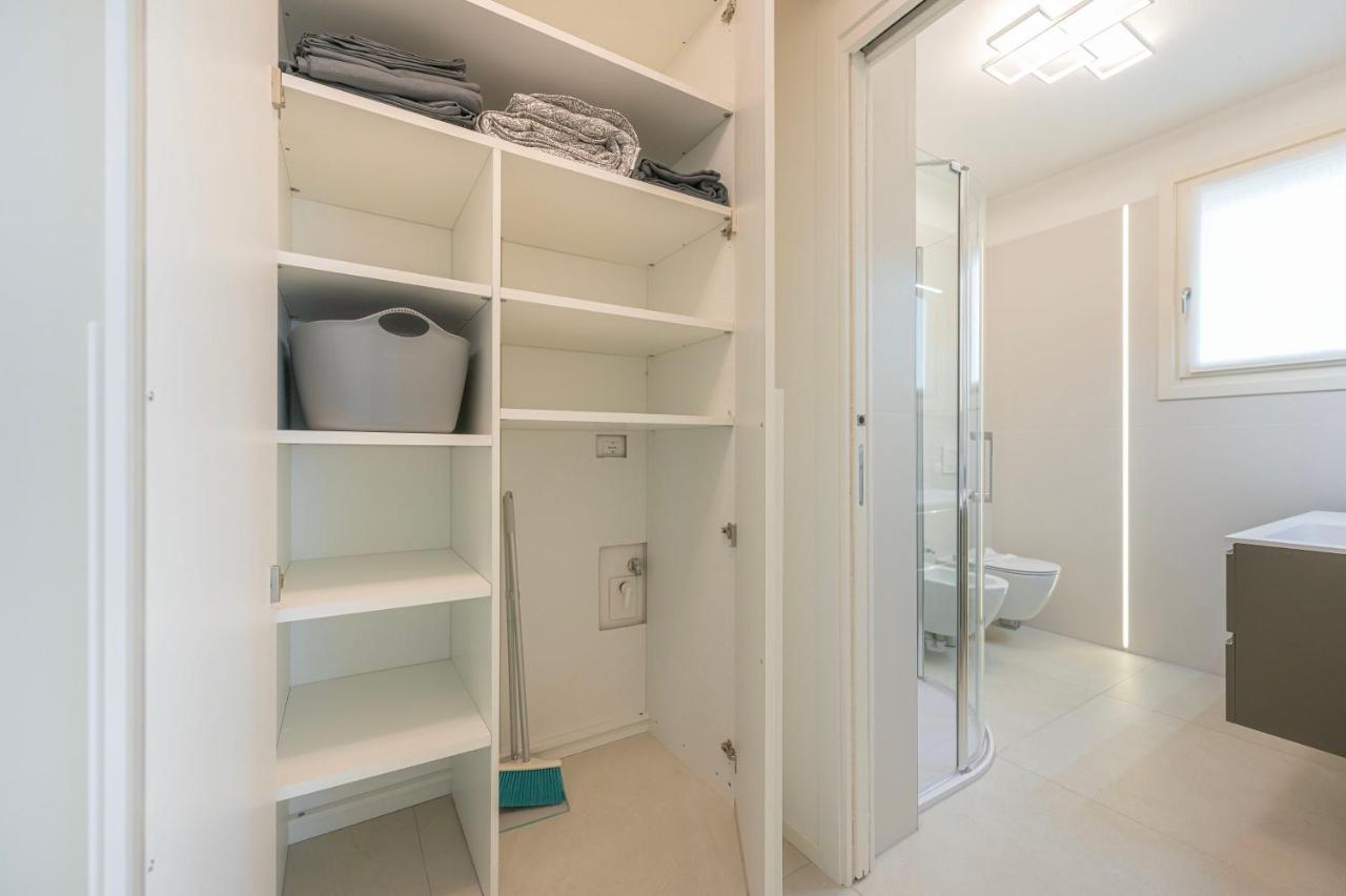Residence Luxury Elisabeth Con Posto Spiaggia Incluso Caorle Exterior photo