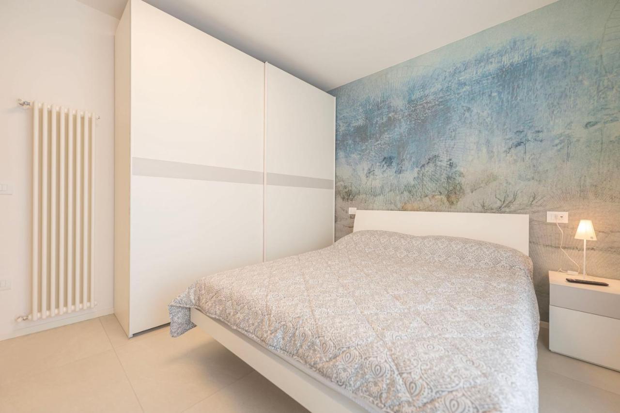 Residence Luxury Elisabeth Con Posto Spiaggia Incluso Caorle Exterior photo