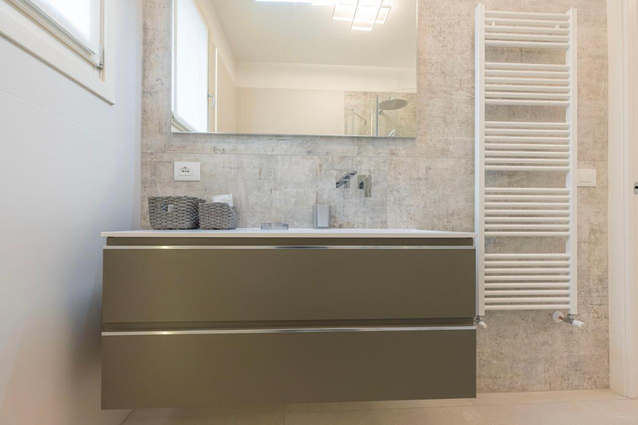 Residence Luxury Elisabeth Con Posto Spiaggia Incluso Caorle Exterior photo