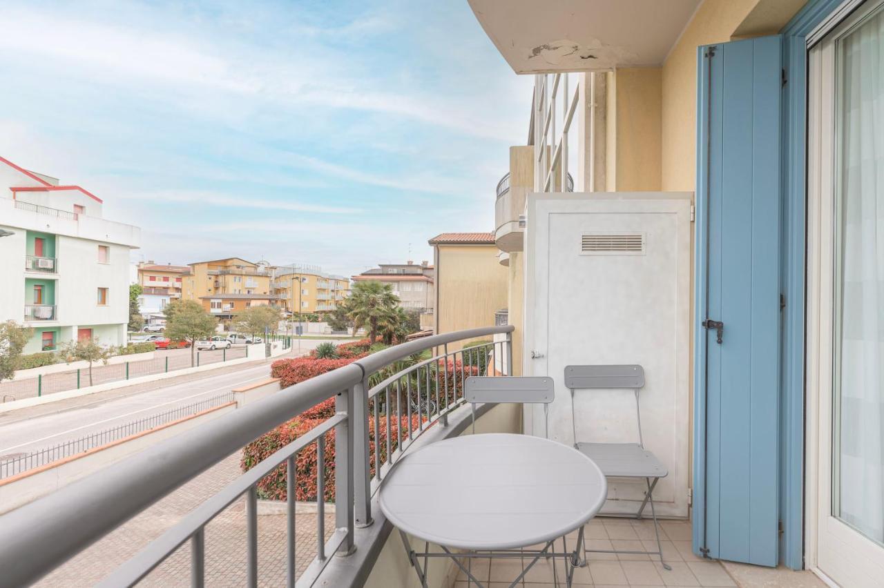 Residence Luxury Elisabeth Con Posto Spiaggia Incluso Caorle Exterior photo